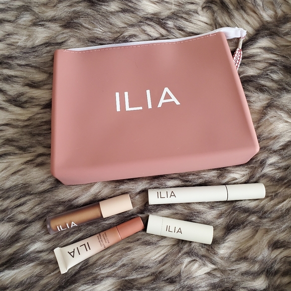 ILIA Other - ILIA 'The Dawn Makeup Set,' used 1x!